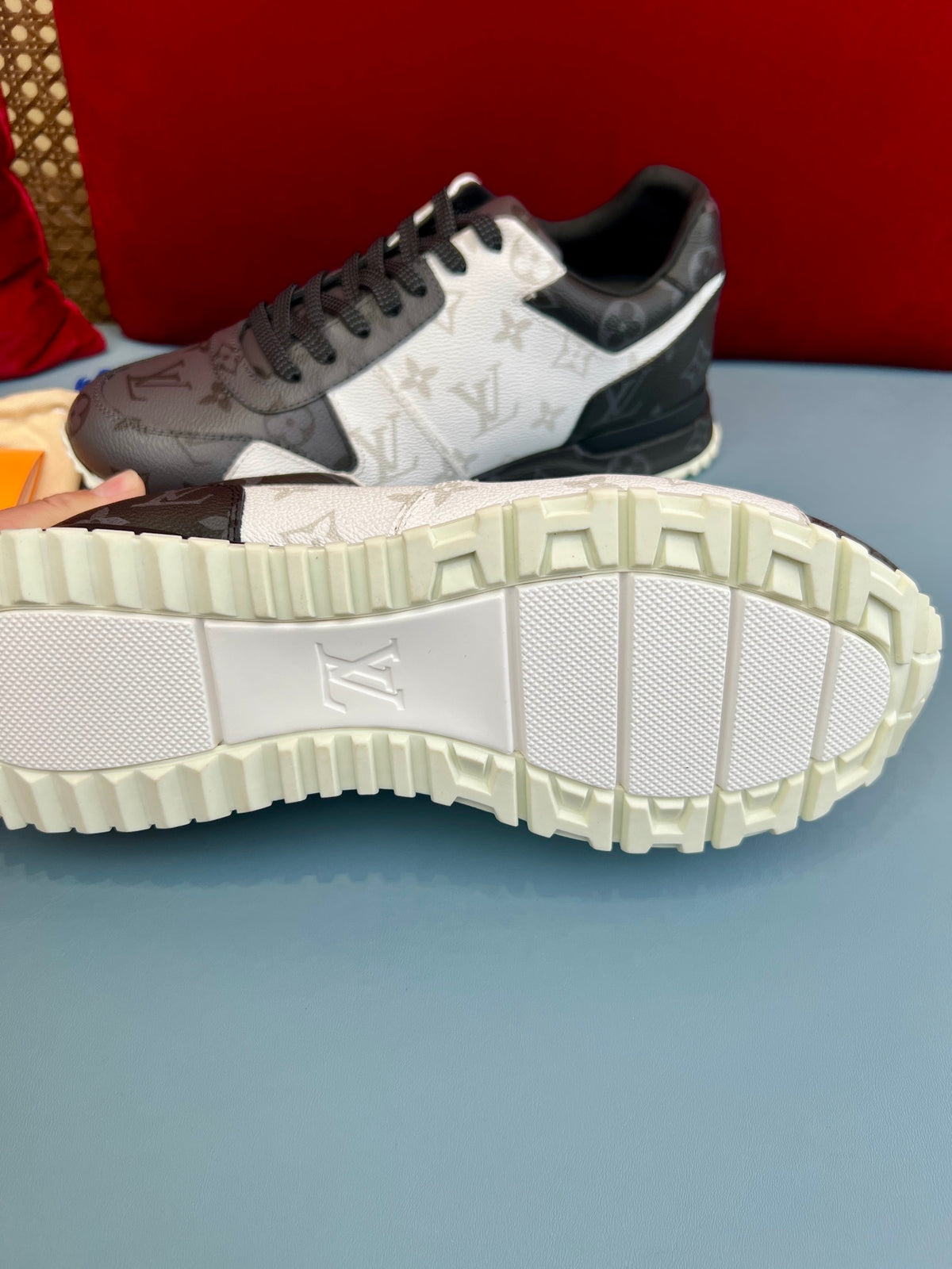 Louis Vuitton Run Away