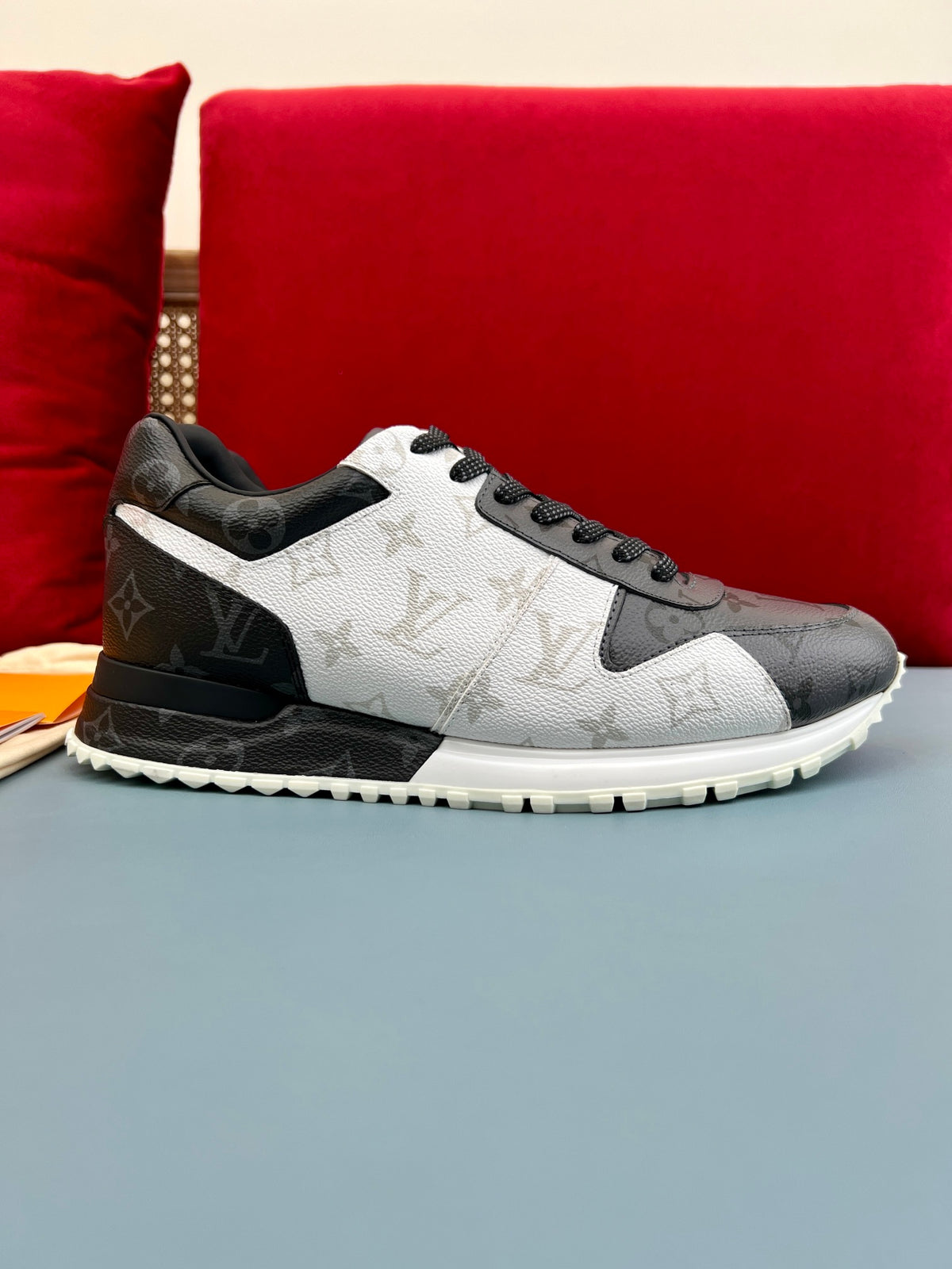 Louis Vuitton Run Away