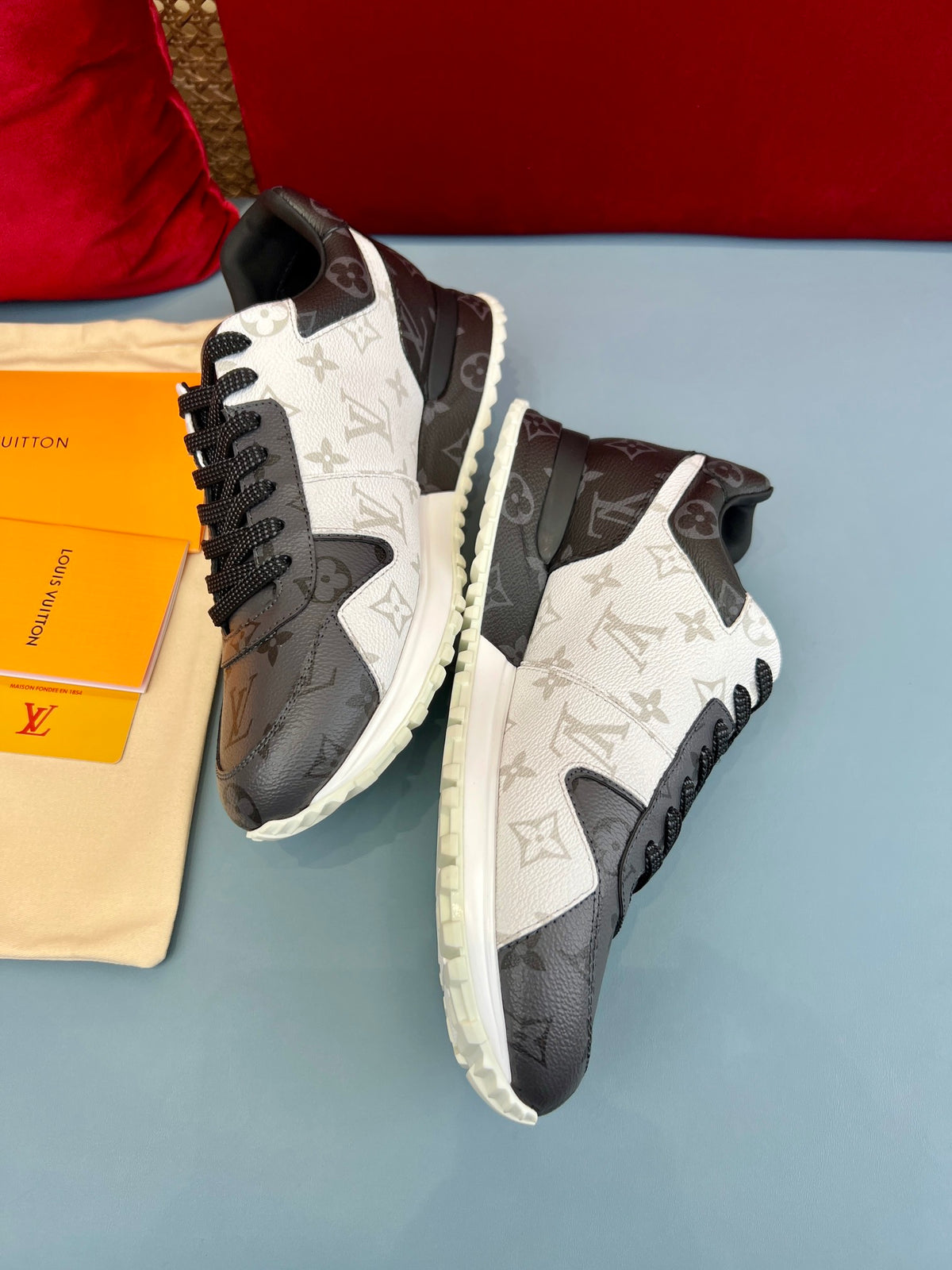Louis Vuitton Run Away