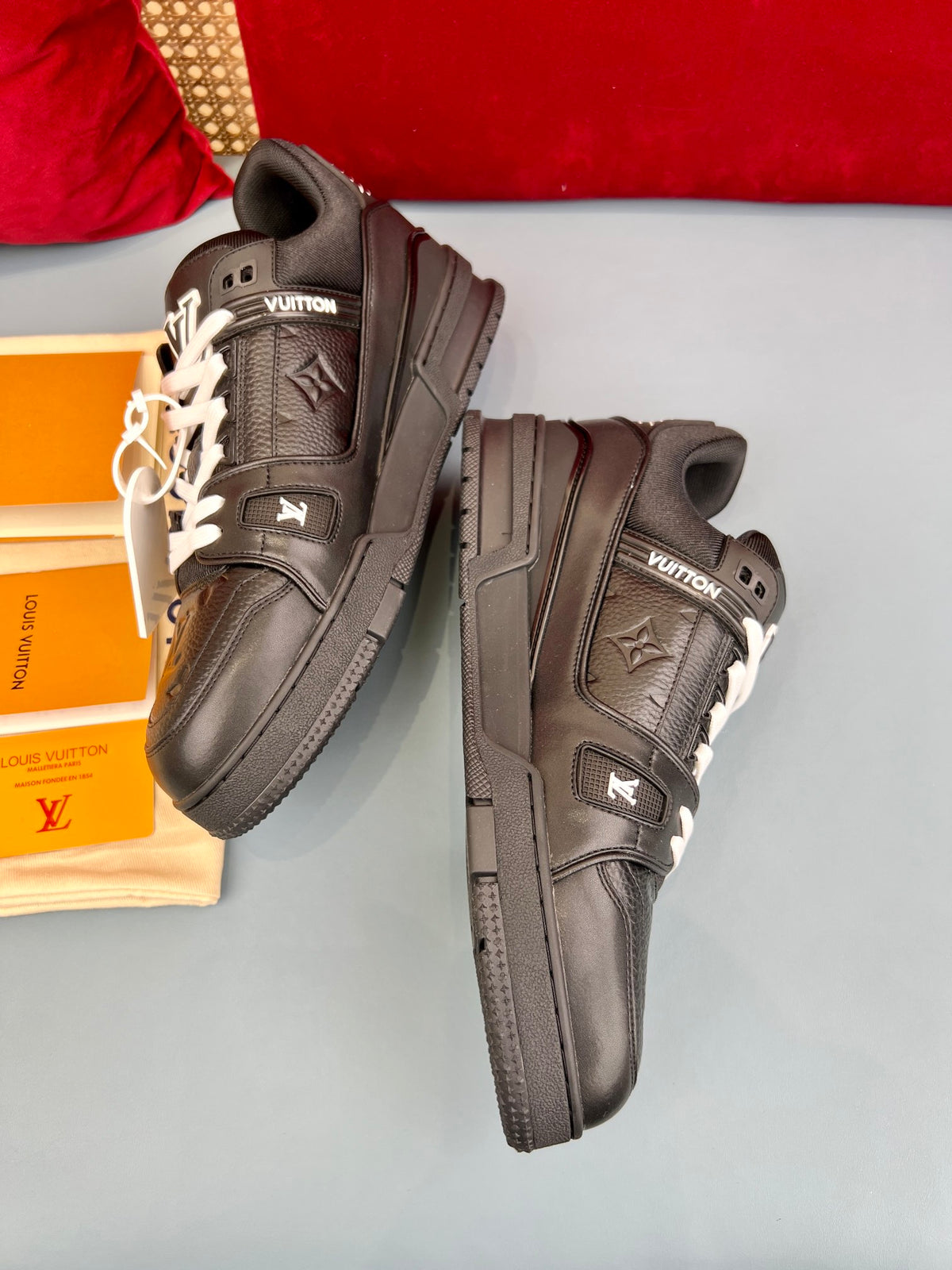 Louis Vuitton Run Away