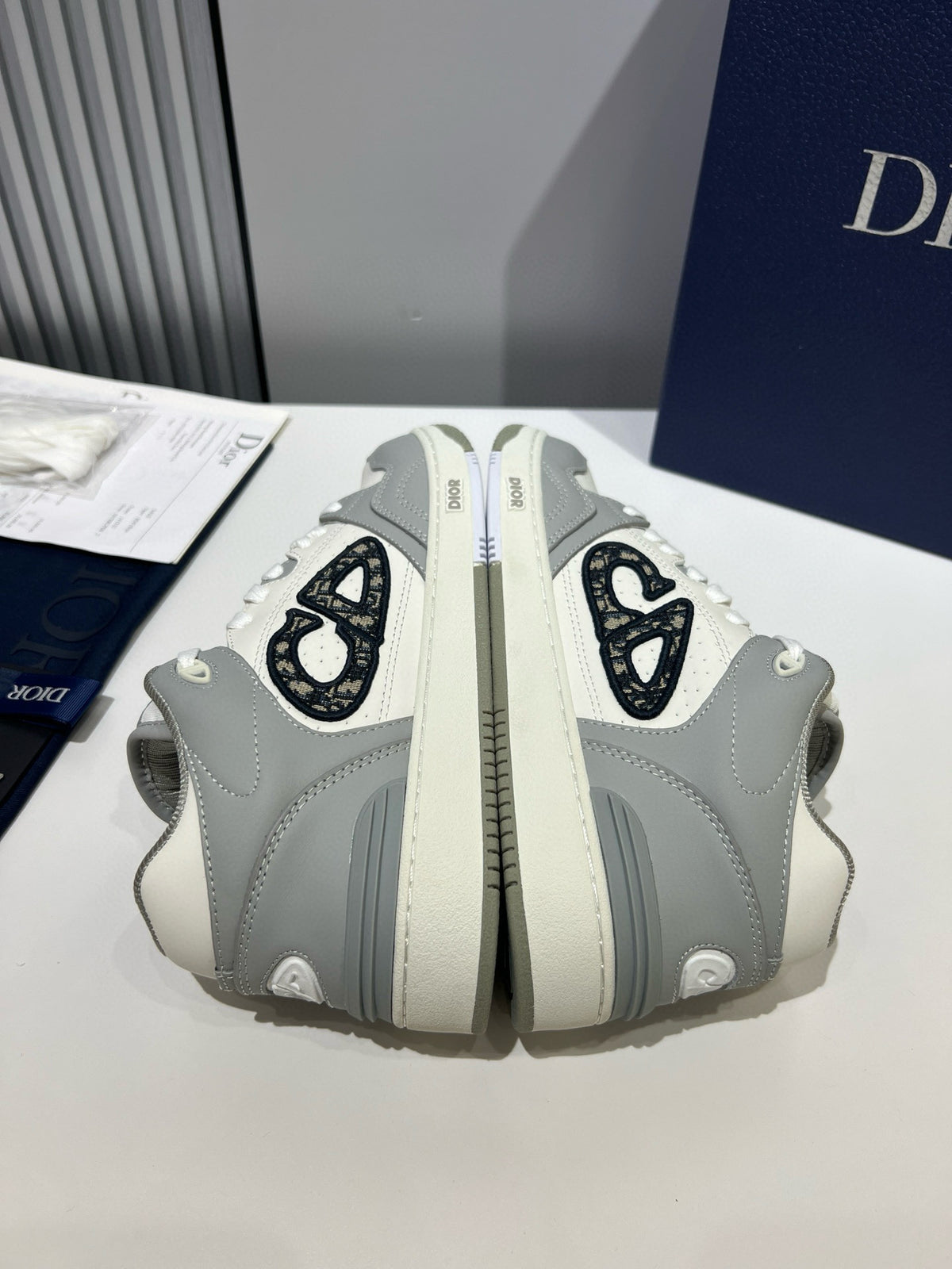 Dior B57