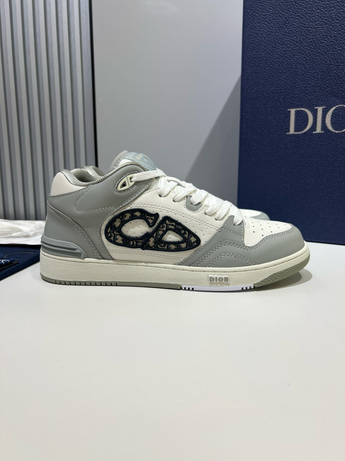 Dior B57