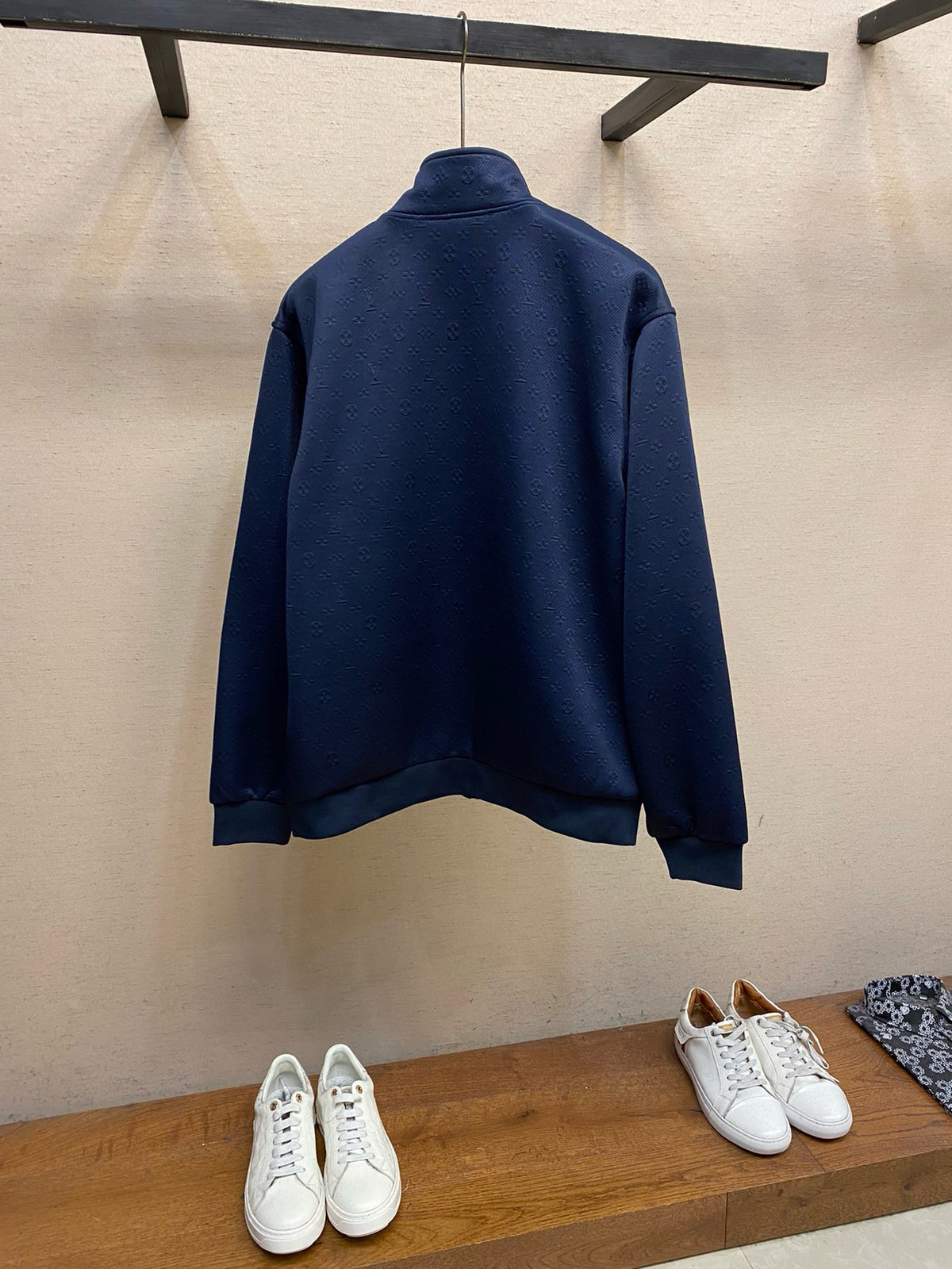 LV Monogram