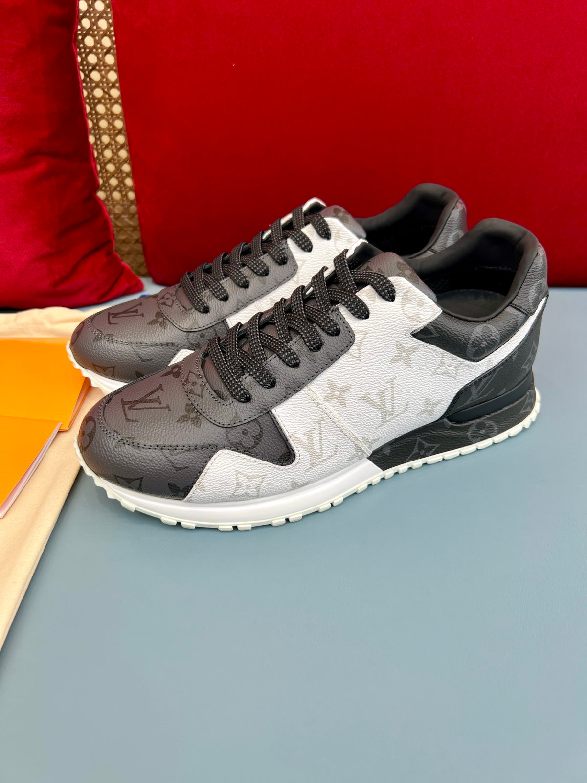 Louis Vuitton Run Away
