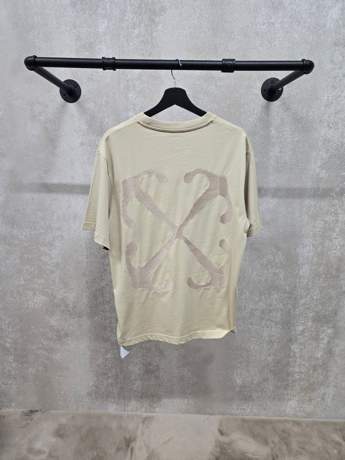 Off White T-shirt