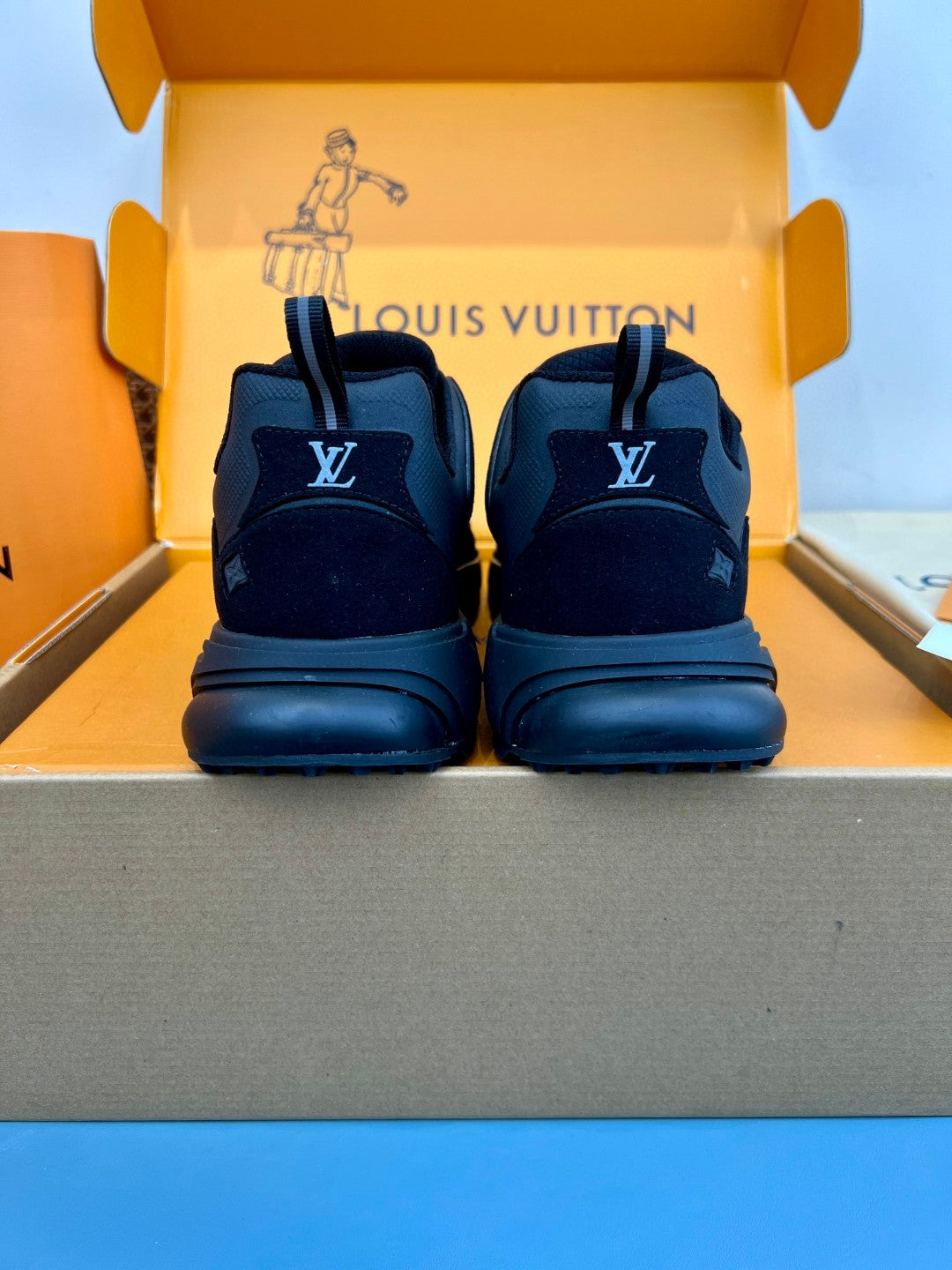 Louis Vuitton tatic