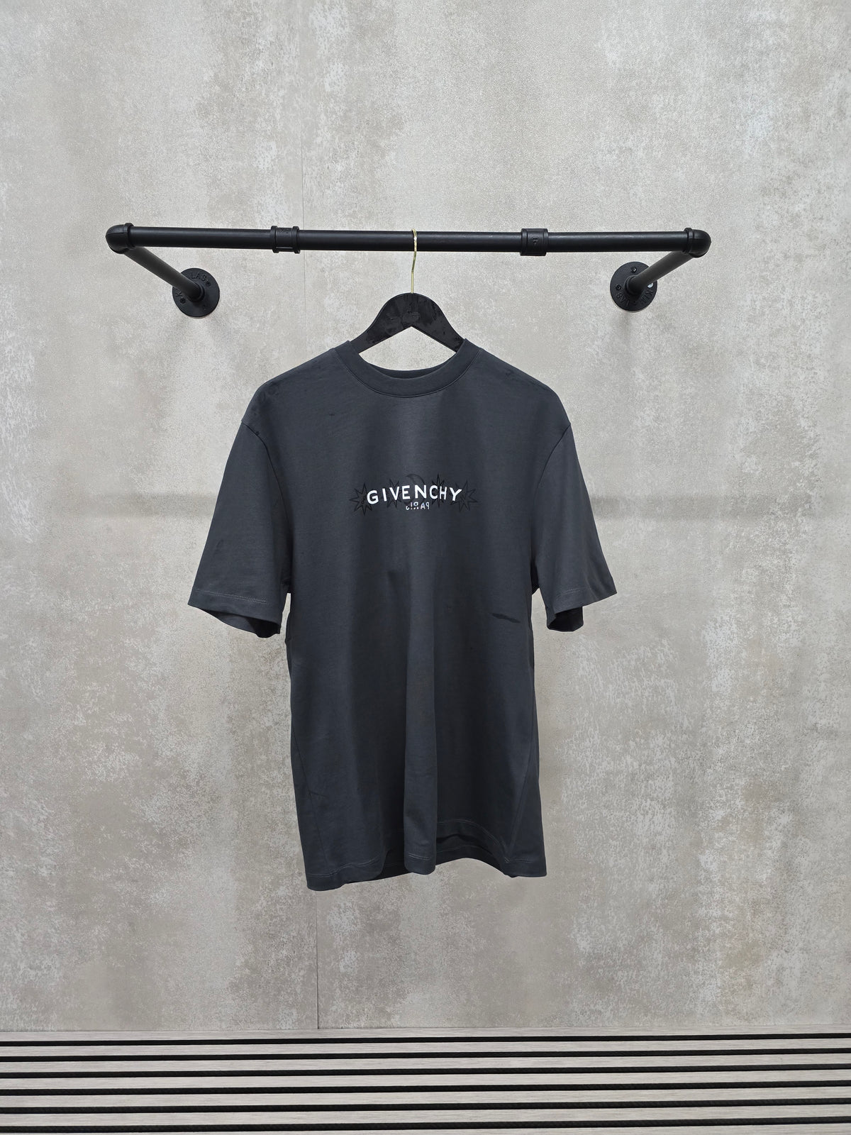 Givenchy T-shirt