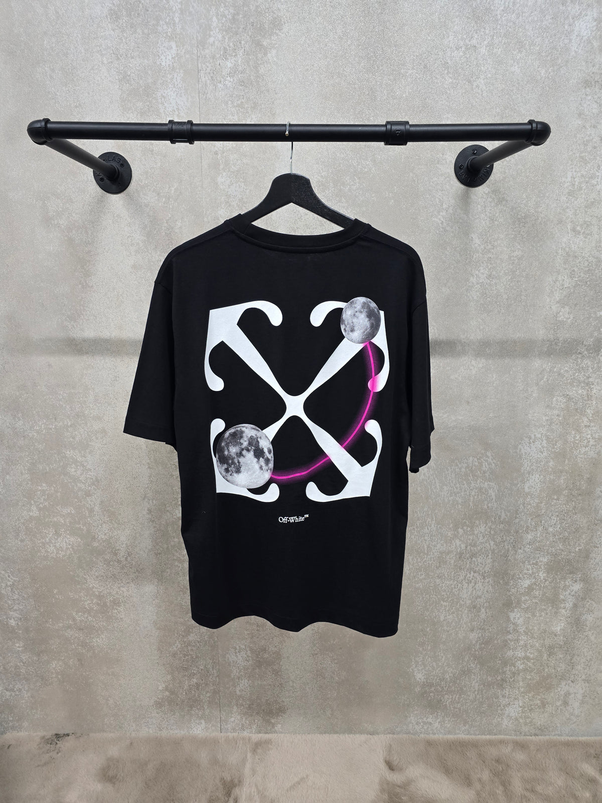 Off White T-shirt