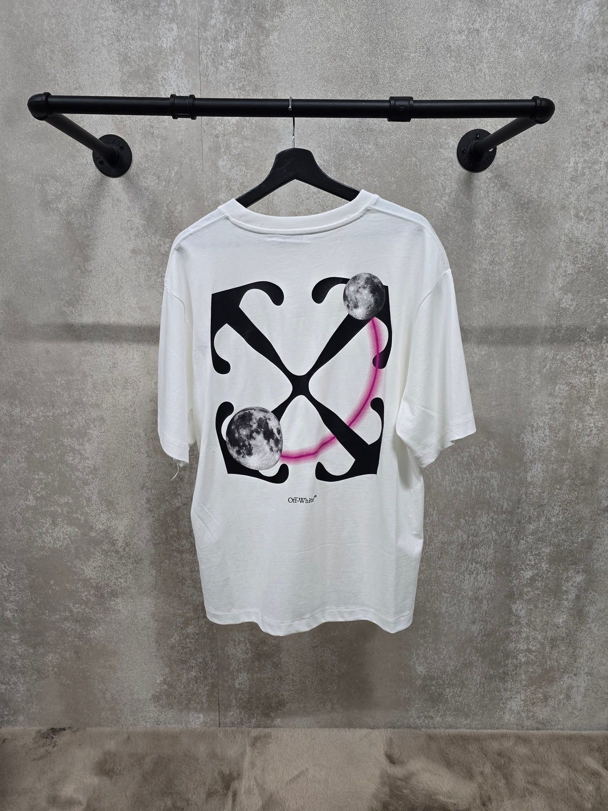 Off White T-shirt