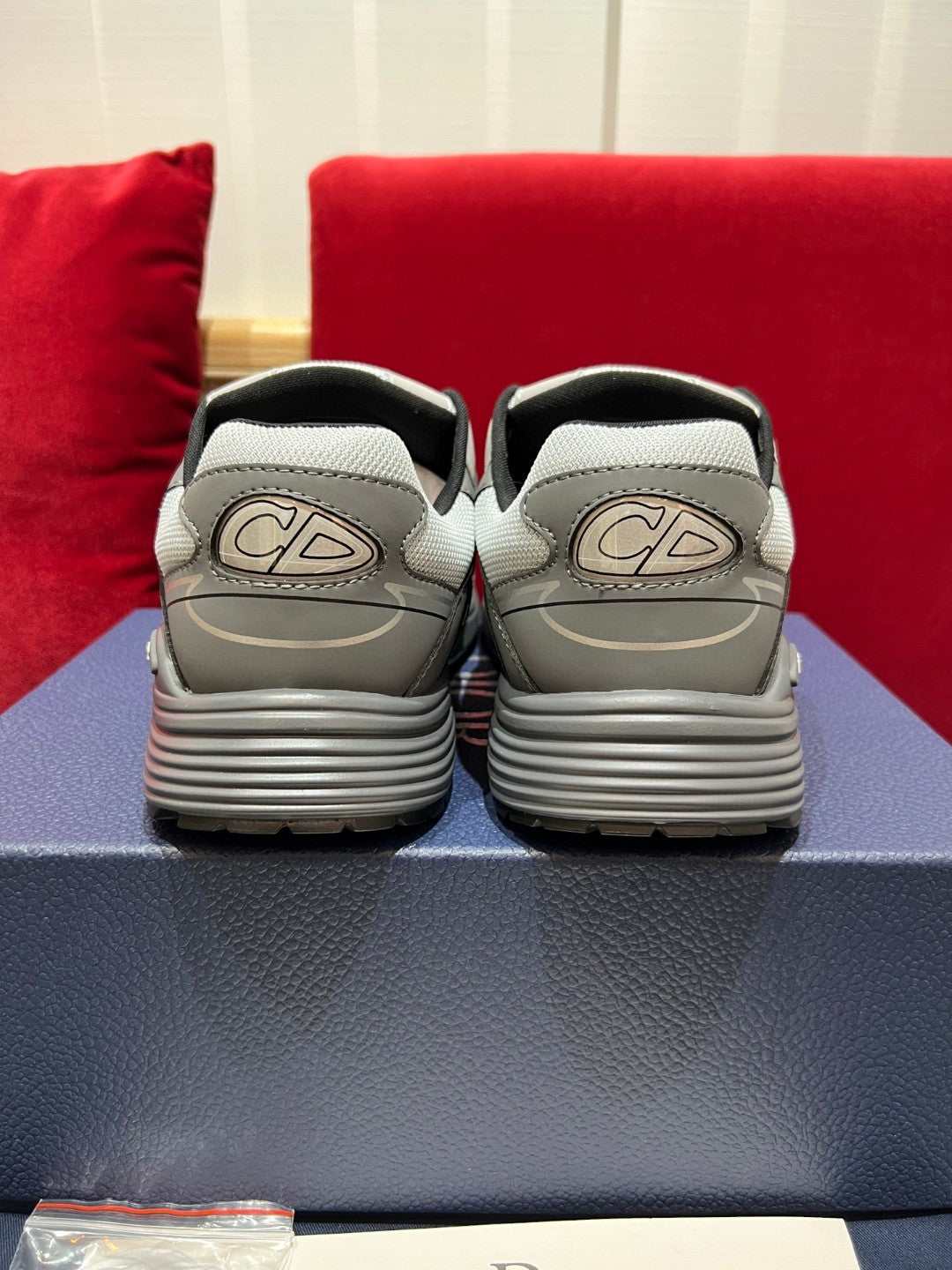 Dior B30